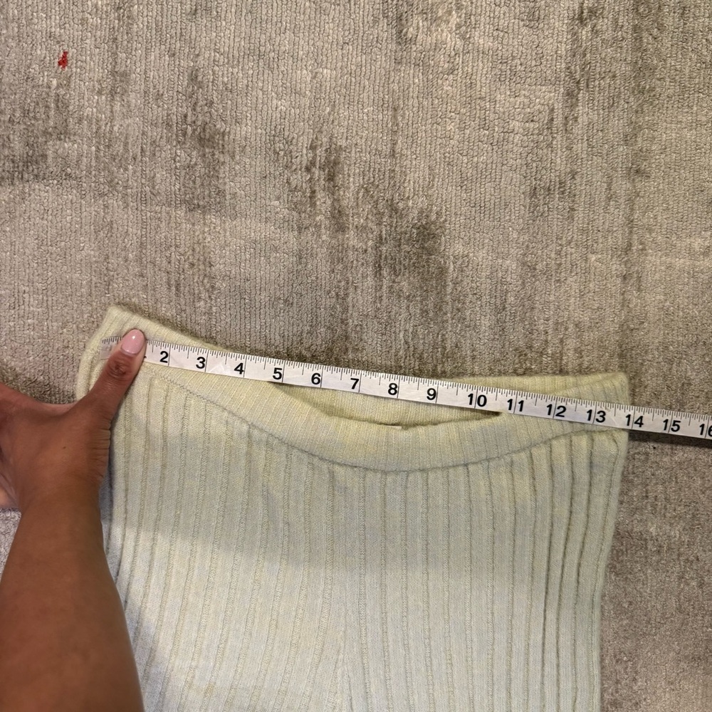 Wayf Ribbed Knit - Picture 5 of 6